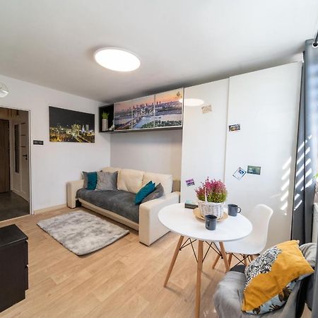 Metro Lux Home Apartment Varsovie Extérieur photo