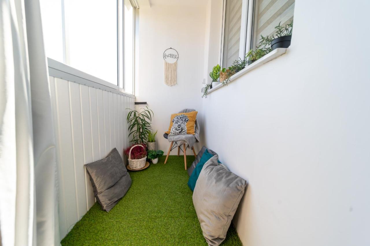 Metro Lux Home Apartment Varsovie Extérieur photo