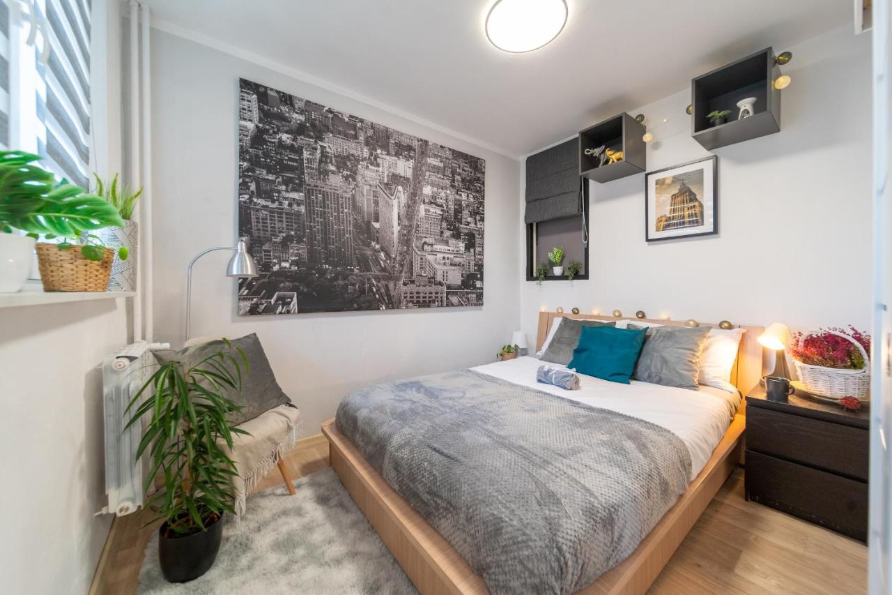 Metro Lux Home Apartment Varsovie Extérieur photo