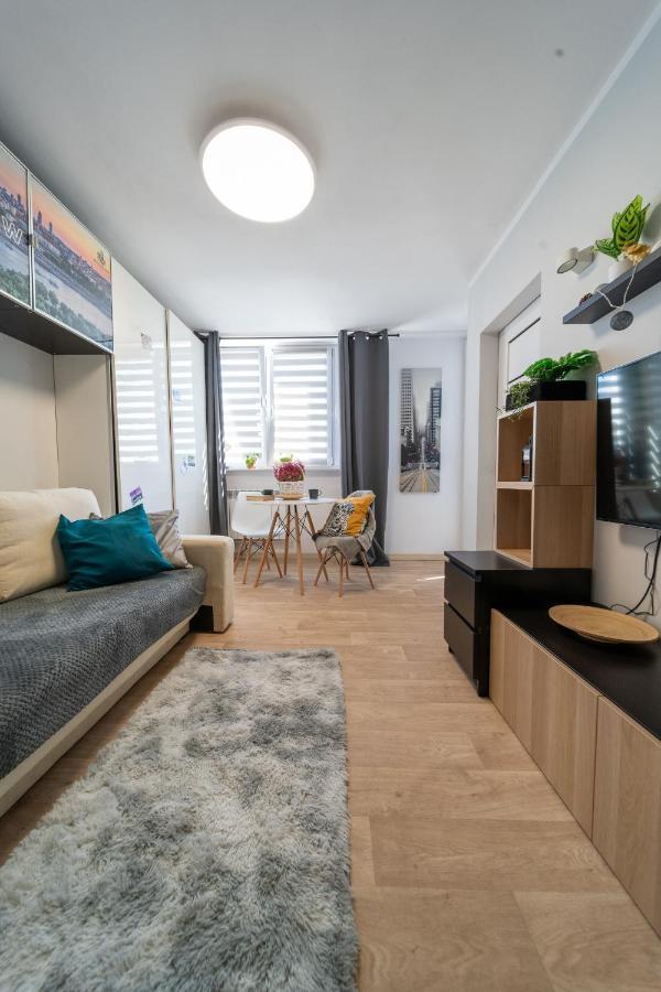 Metro Lux Home Apartment Varsovie Extérieur photo