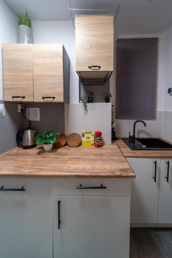 Metro Lux Home Apartment Varsovie Extérieur photo
